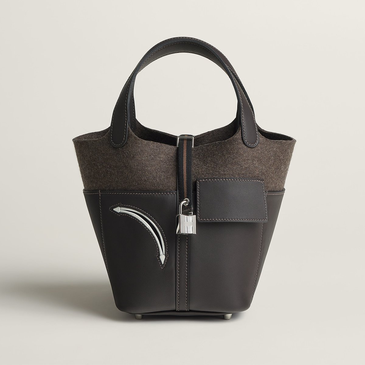Hermès Picotin 18 in Ébène/Ébène/Noir/Dark Chocolate/New White