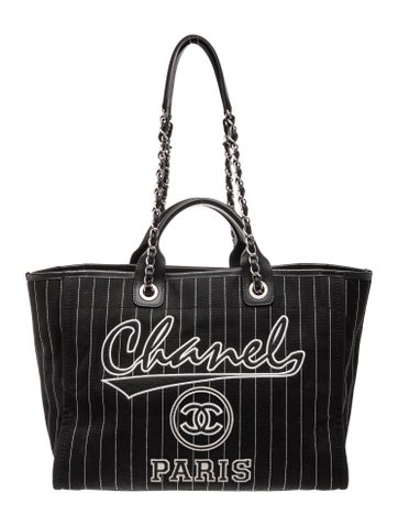 Medium Deauville Shopping Tote
