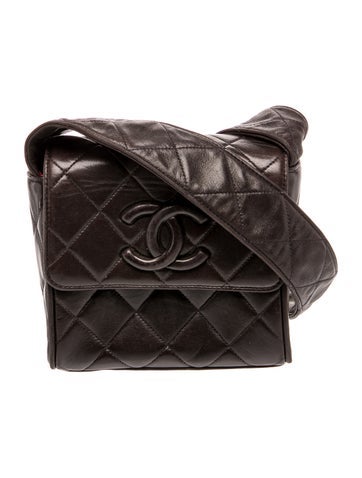 Quilted Lambskin CC Messenger Bag