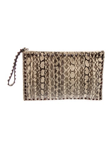 Rockstud Clutch