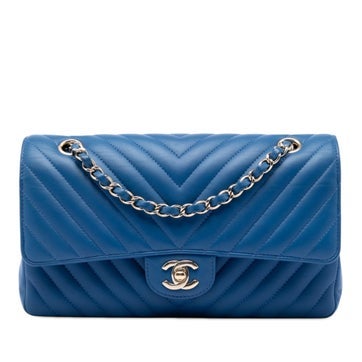 Medium Classic Chevron Lambskin Double Flap