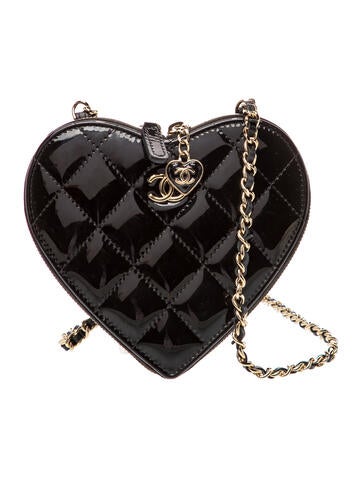Double Heart Clutch w/ Chain