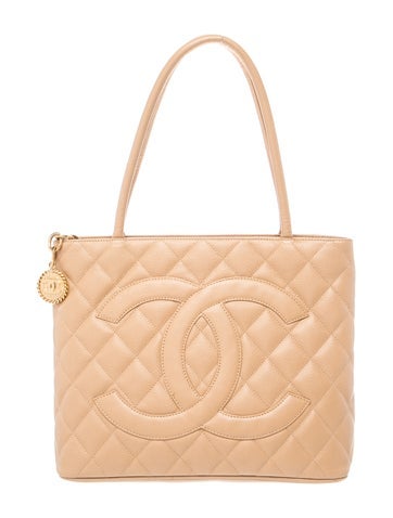 Medallion Tote