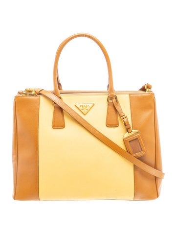 Enameled Metal Triangle Galleria Double Zip Medium