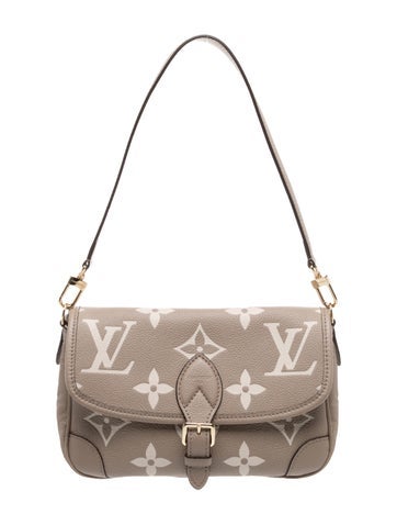 Monogram Giant Diane
