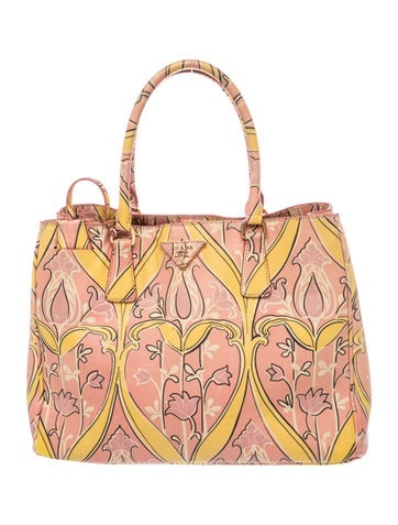 Saffiano Leather Galleria