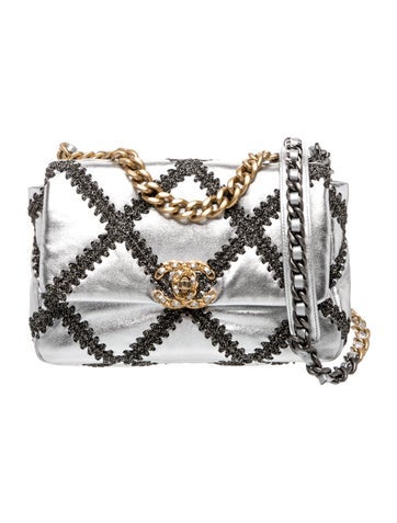 Medium Crochet 19 Flap Bag