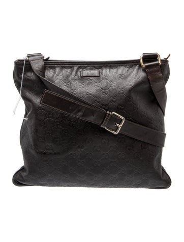 GG Signature Shoulder Bag