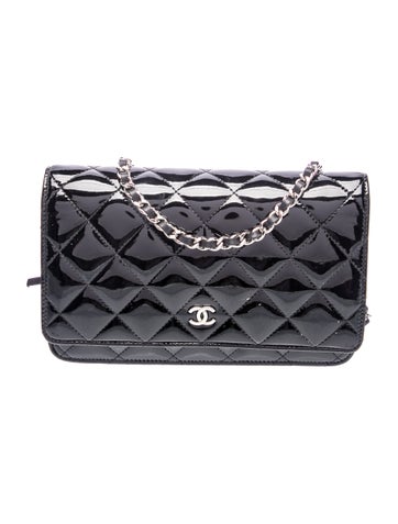 Patent Classic Wallet on Chain