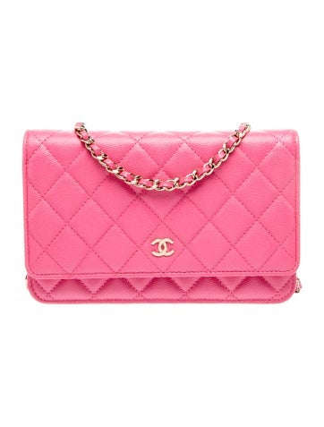 Classic Quilted Wallet On Chain
