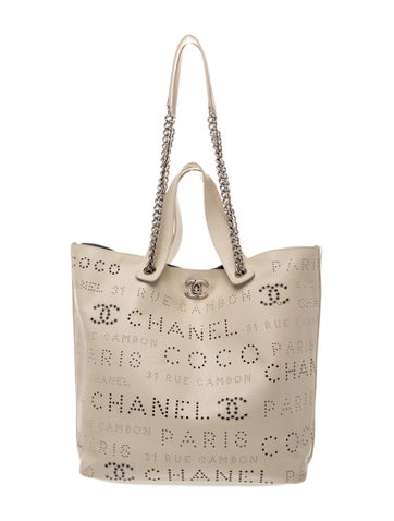 Small Eyelets Shopping Tote