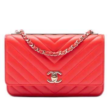 Chevron Lambskin Trendy CC Chain Wallet on Chain