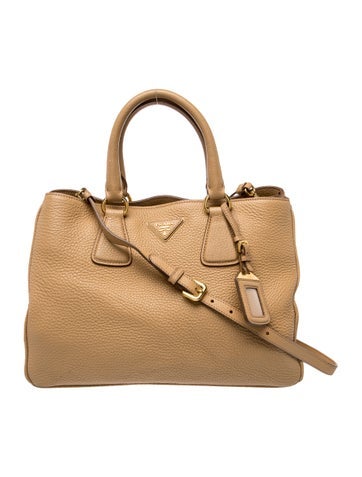 Vitello Daino Leather Leather Bag