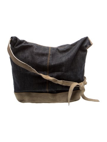 Signature Messenger Bag