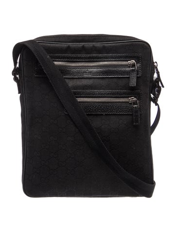 GG Canvas Messenger Bag