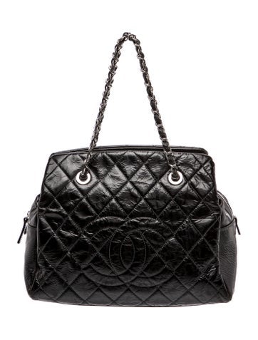 Timeless Quilted CC Shoulder Bag