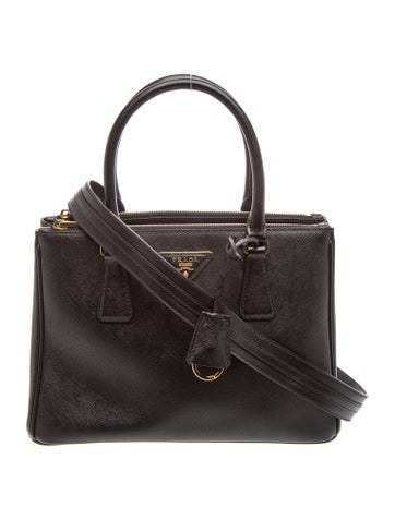 Saffiano Leather Galleria Double Zip Medium