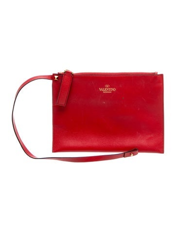 Leather Rockstud wristlet Medium