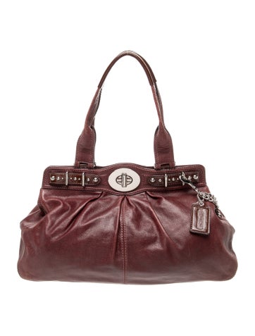 Signature Shoulder Bag