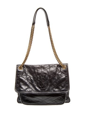 Chevron Niki Medium 2023