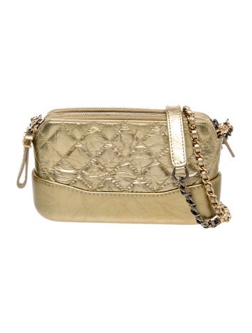Gabrielle Clutch w/ Chain