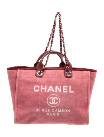 Medium Deauville Shopping Tote