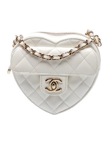 Mini CC In Love Heart Clutch w/Chain