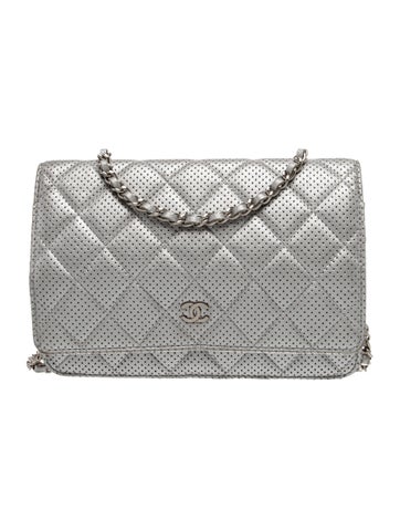 Classic Perforated Wallet On Chain