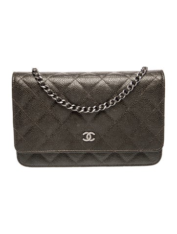 Classic Quilted Wallet On Chain