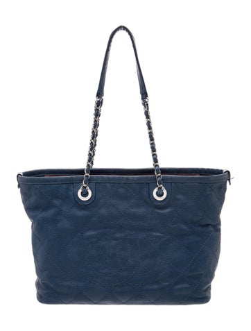 Chanel Paris-Dubai Small Daily Shopping Tote