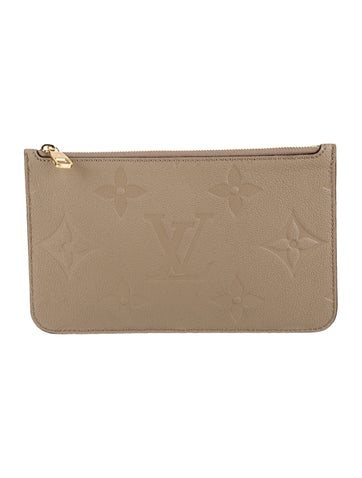 Monogram Giant Neverfull Pouch