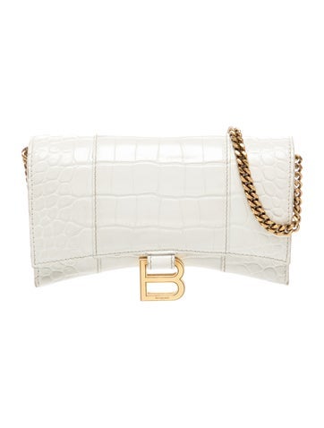 Embossed Leather Hourglass Wallet On Chain