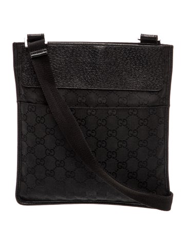 GG Canvas Messenger Bag