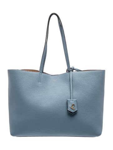 Signature Tote East West