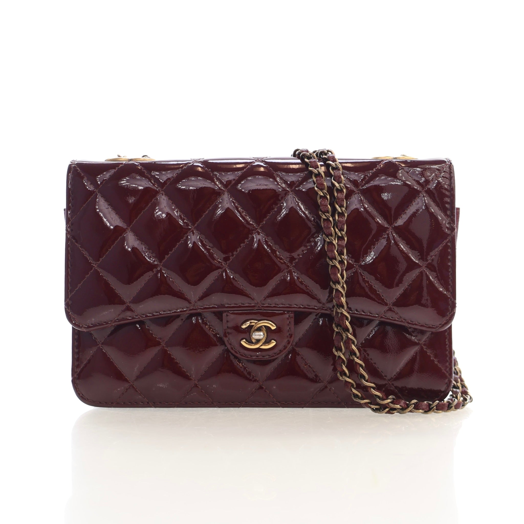 Chanel Patent Wallet On Chain (WOC)