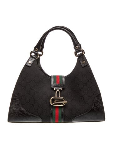 GG Canvas Shoulder Bag