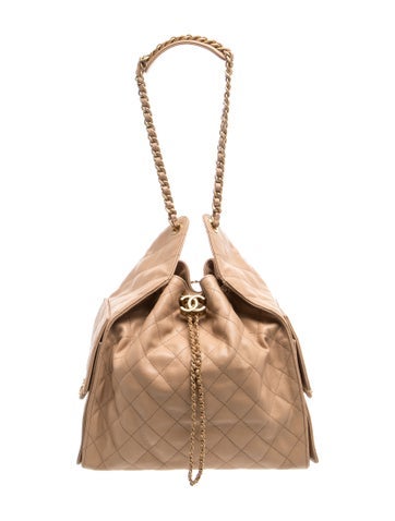 Quilted Caviar Medium 25 Hobo