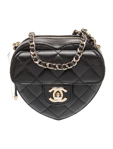 Mini CC In Love Heart Clutch w/Chain