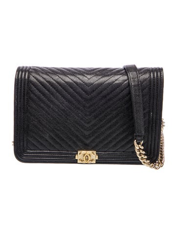 Chevron Boy Wallet On Chain