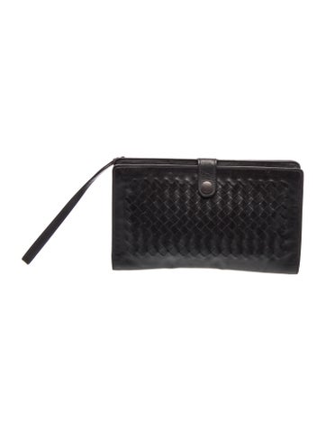 Intrecciato Clutch