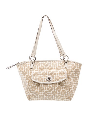 Signature Shoulder Bag