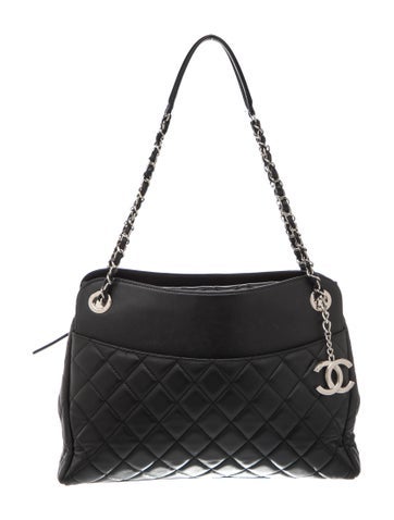 Paris-Dubai 7 Tote