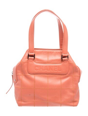 Caviar Square Quilt LAX Bag