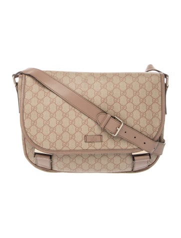 GG Supreme GG Supreme Messenger Bag Medium