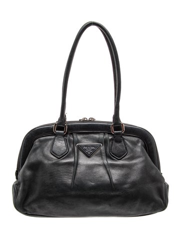 Signature Shoulder Bag