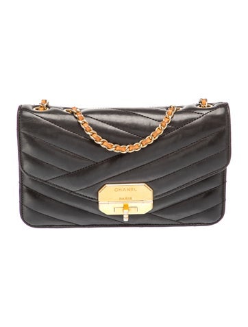 Gabrielle Flap Bag