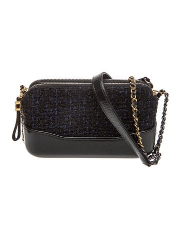 Tweed Gabrielle Clutch W/ Chain