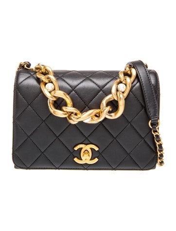 Pearl Jewel Chain Flap Bag
