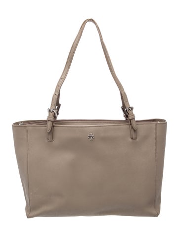 Signature Tote