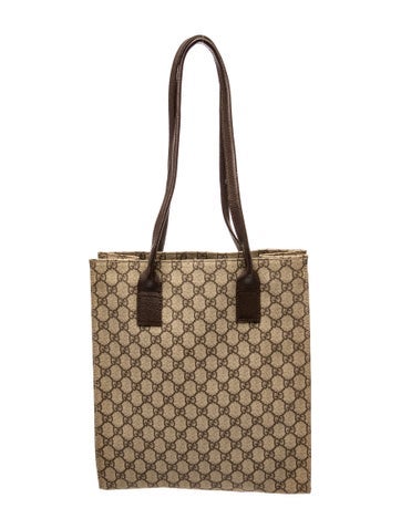 GG Supreme Bucket Bag